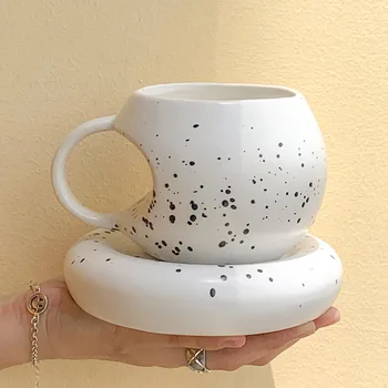 Нова креативна планета мазна чаша дизайн на чаша кафе, чаша с чинийка следобеден чай чаша керамична чаша за вода подарък две чаши за приятели